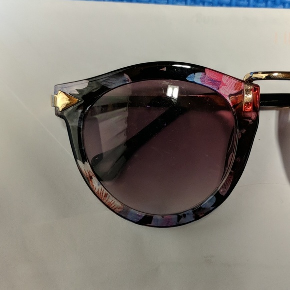 Twice Women Sunglasses - Picture 7 of 8